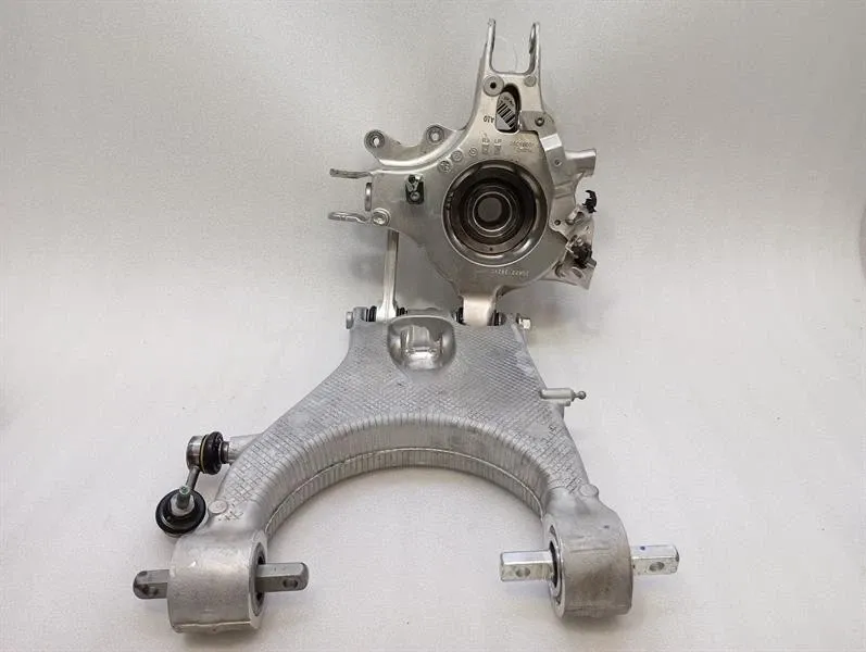 Ferrari Roma F169 Right Rear Hub 867728 Wheel Bearing Housing Rear Right
