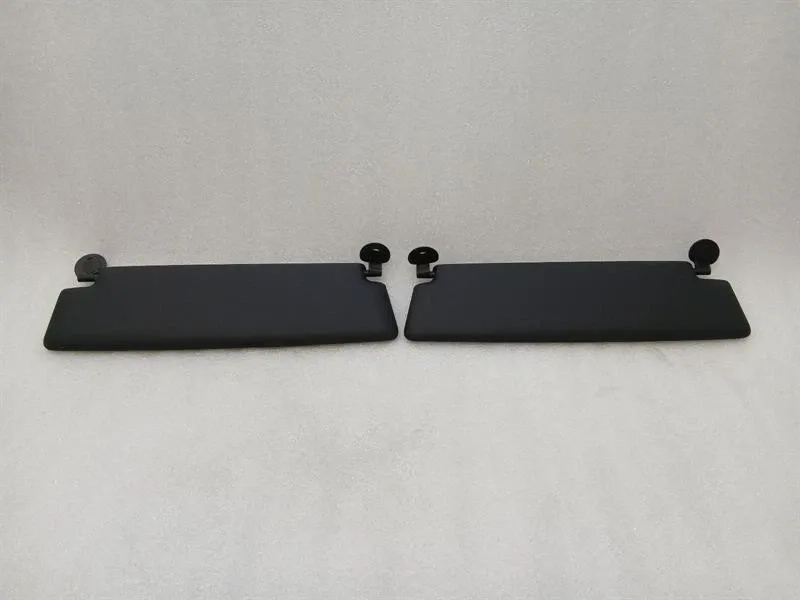 Audi R8 Audi R8 4S Performance Sun Visor 4S2857551 Sun Visor Trim Body type: Coupe
Fuel: Petrol