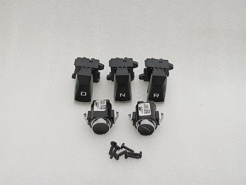 McLaren 720S coupe switch set 14MA251CP switch set Brand/Model: MCLAREN 720S
Year: 2018
Engine: 39...