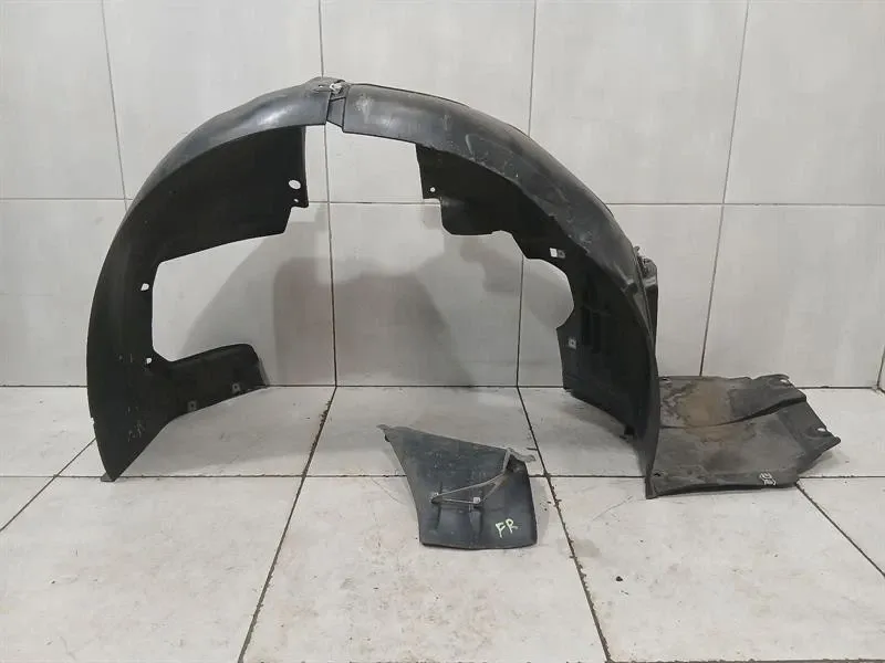 Porsche Cayman (981) Porsche Cayman 718 GT4 Wheel Arch Liner 982809957D Wheel Arch Cover RIGHT RIGHT Body type: Coupe
Fuel: Petrol