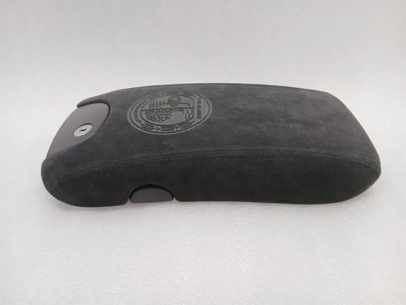 Mercedes-Benz CLK (W209) Mercedes CLK W209 Armrest Alcantara Centre Armrest Armrest Body type: Convertible
Fuel: Petrol