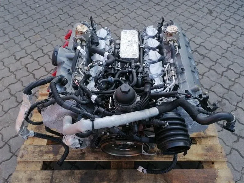 Audi R8 2022 AWD AUDI R8 4S PERFORMANCE Engine DMWA DMW Engine 07L100032K V10 5.2 Body type: Coupe
Fuel: Petrol