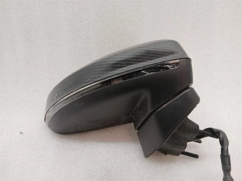 Audi R8 AUDI R8 4S PERFORMANCE RIGHT DOOR MIRROR 4S0857528 CARBON RIGHT HAND DRIVE RHD Body type: Coupe
Fuel: Petrol