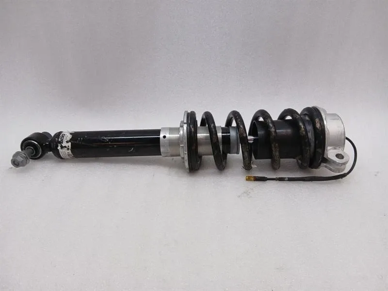 Ferrari 812 Superfast F152M Shock Absorber Front 321240 Front Shock Absorber Brand/Model: FERRARI 812
Year: 2020
Engine: 649...