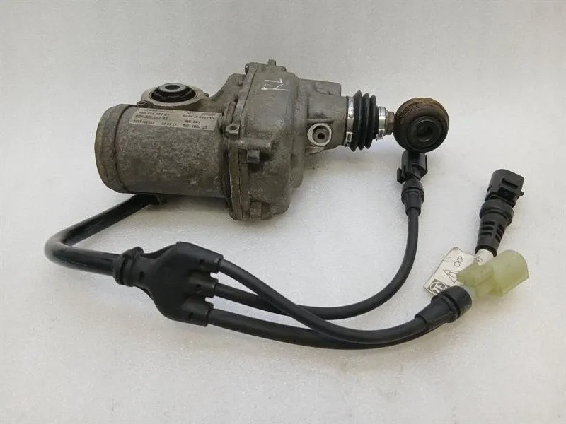 Porsche 911 (991) Porsche 911 991 Rear Axle Steering Track Road Left 99133105783 Rear Axle Steering Body type: Coupe
Fuel: Petrol