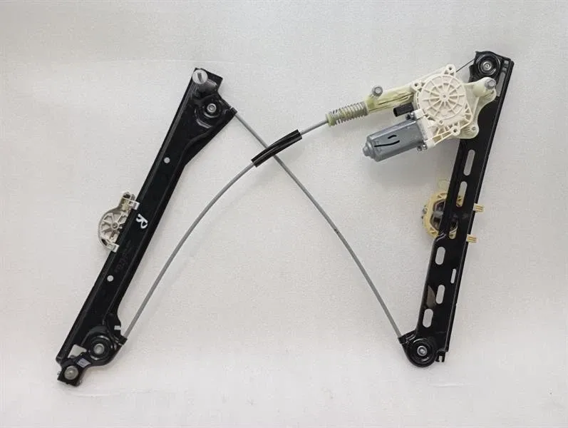 Porsche 911 (991) Porsche 991 MK2 Right Front Door Winder 99154297601 Window Regulator Front Right Body type: Coupe
Fuel: Petrol