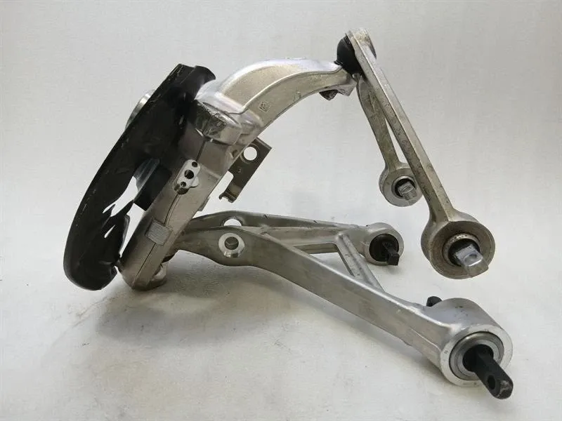 Ferrari Roma F169 Right Front Hub 867714 Amalfi Wheel Bearing Housing Front Right Brand/Model: FERRARI ROMA
Year: 2023
Engine: 38...