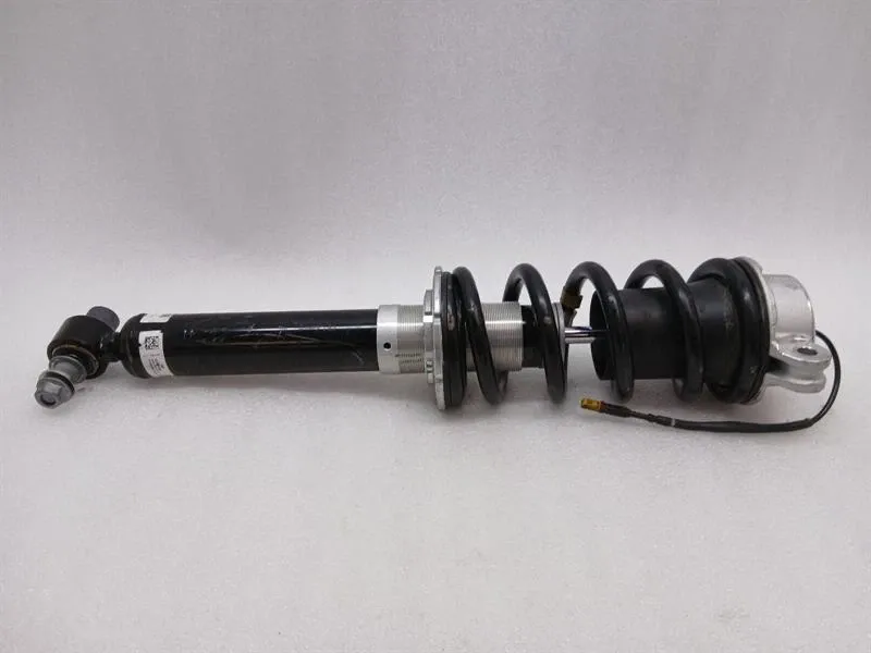 Ferrari 812 Superfast F152M Shock Absorber Front 321240 Front Shock Absorber Brand/Model: FERRARI 812
Year: 2020
Engine: 649...