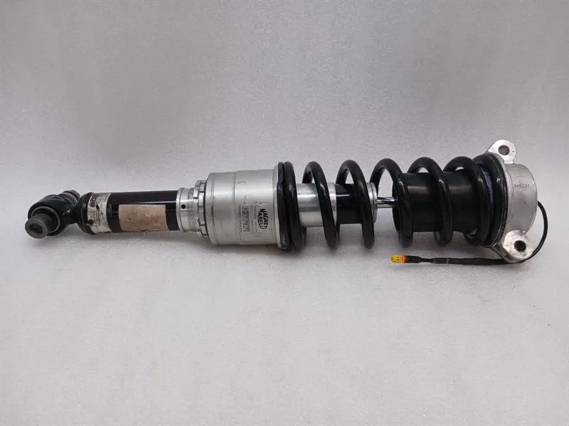 Ferrari Amalfi F169M Front Absorber 24300007 Amalfi Lift Shock Absorber 55009663 Brand/Model: FERRARI ROMA
Year: 2023
Engine: 38...
