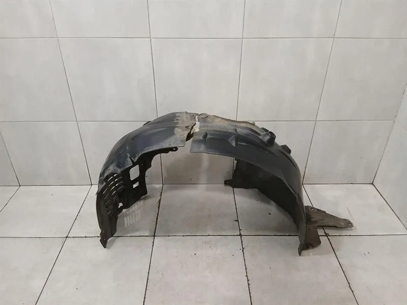 BMW 4 (G22 / G23 / G26)  BMW 4 M4 G82 G22 Front Left Wheel Arch Liner 8070503 Wheel Arch Cover FAULTY Body type: Coupe
Fuel: Petrol