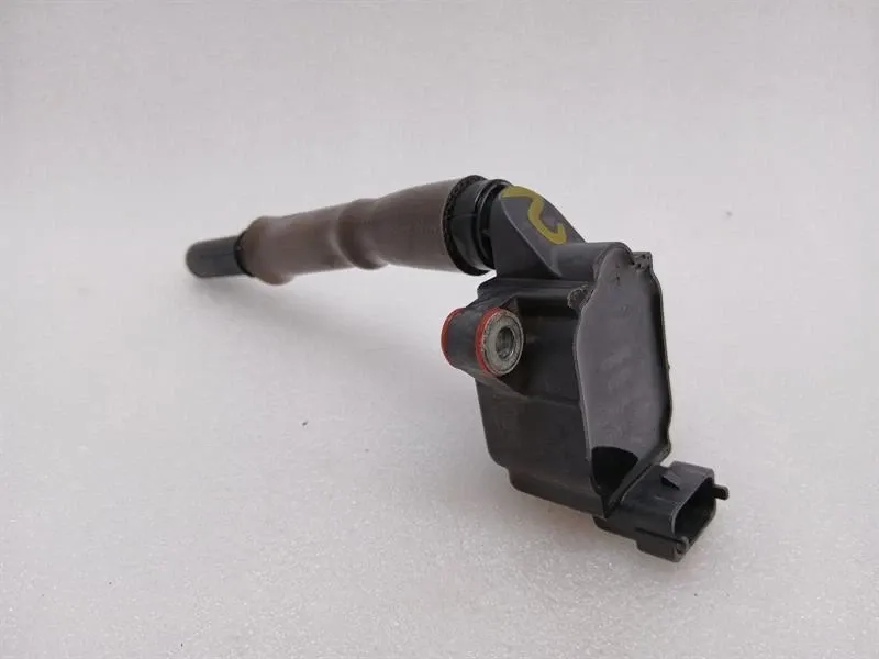 Ferrari SF90 F173 Ignition Coil 912709 SF90 Ignition Coil Brand/Model: FERRARI SF90
Year: 2025
Engine: 29...