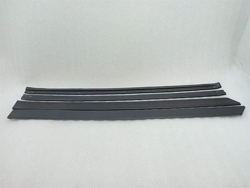 Porsche 911 Porsche 911 Carrera 1984-1989 Door Sill 91155161900 Door Sill Trim 90155141928 Body type: Coupe
Fuel: Petrol
