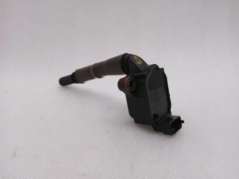 Ferrari SF90 F173 Ignition Coil 912709 SF90 Ignition Coil Brand/Model: FERRARI SF90
Year: 2025
Engine: 29...