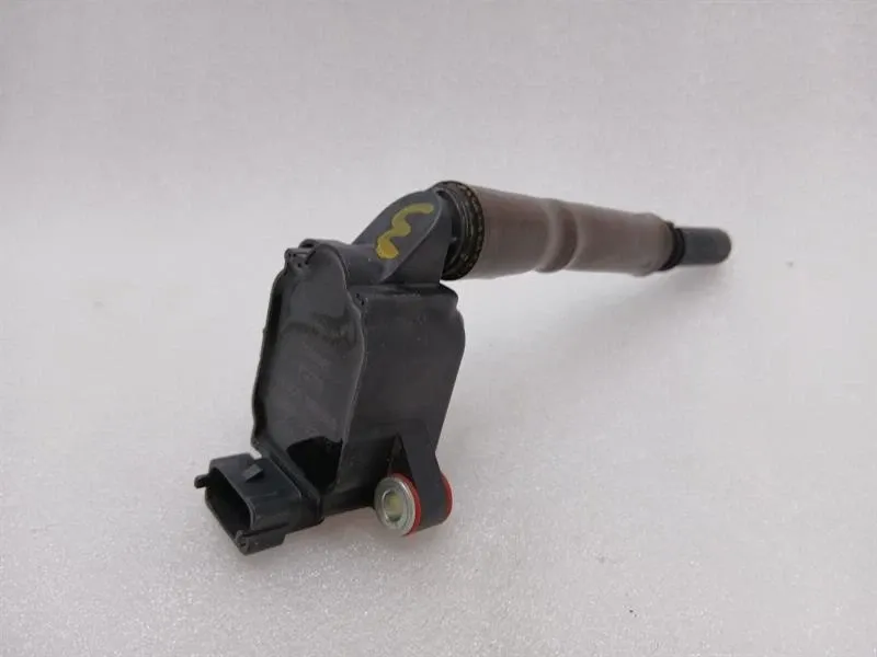 Ferrari SF90 F173 Ignition Coil 912709 SF90 Ignition Coil Brand/Model: FERRARI SF90
Year: 2025
Engine: 29...