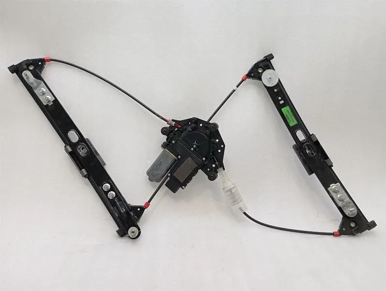 Aston Martin Vanquish AM310 Left Door Winder 4G43-F23201-AE Window Regulator Left Brand/Model: ASTON MARTIN VANQUISH
Year: 2013
E...