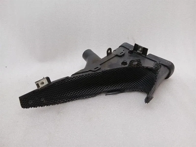 Ferrari 488 F142M Rh Flank DCT DUCT 88295700 Air Duct Grille