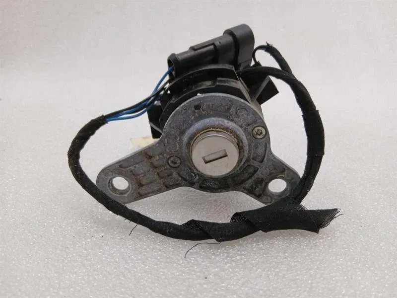 Ferrari 488 F142M Lock Cylinder Latch Holder 86690400 Lock Cylinder