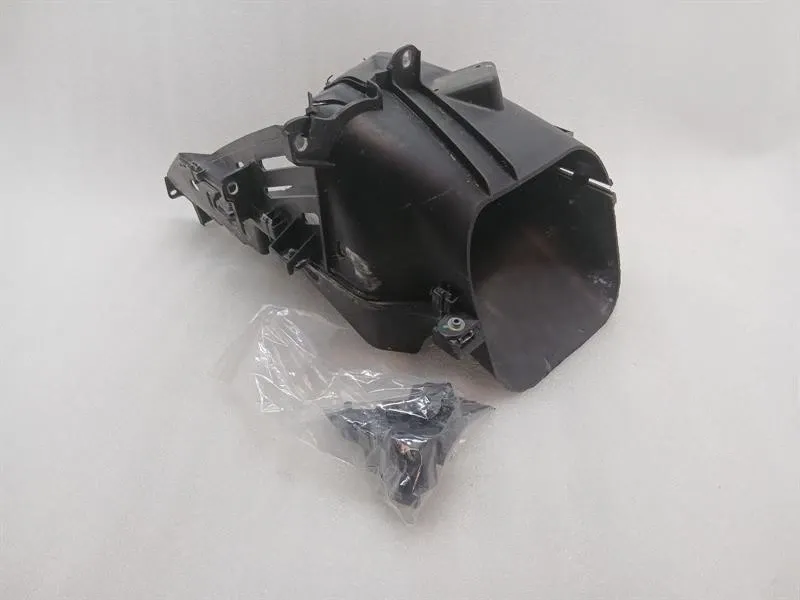 Ferrari F12 Berlinetta F152 LH Brake Air Duct 84453000 Air Duct Faulty