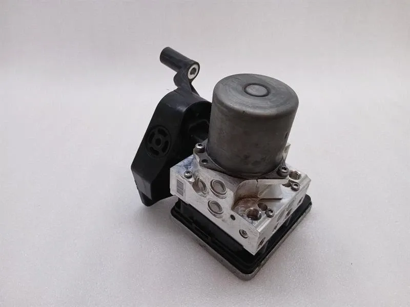 Mercedes-Benz A (W176) Mercedes CL W217 A.B.S Pump A2134314101 ABS Pump Hydraulic Block Body type: Coupe
Fuel: Petrol