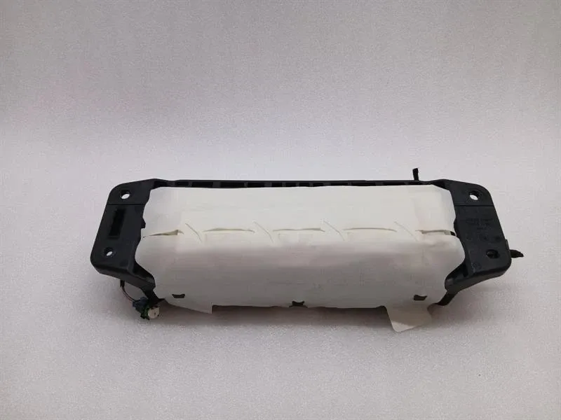 Mercedes-Benz A (W176) Mercedes CL W217 Dashboard Module A2178601702 Module Dashboard Body type: Coupe
Fuel: Petrol