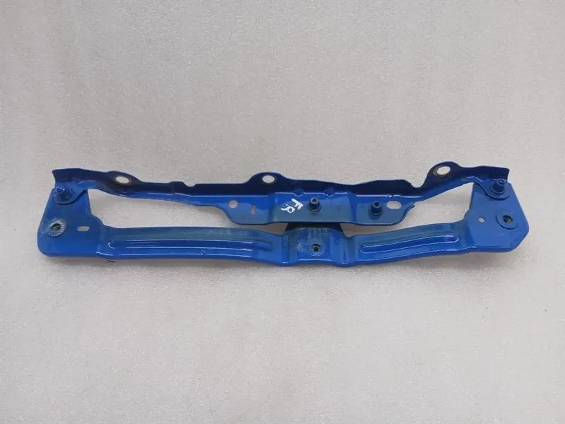 Porsche 911 (991) Porsche 911 991 GT3 RS Mk1 Right Wing Support 99150234800 Fender Holder Carrier Body type: Coupe
Fuel: Petrol