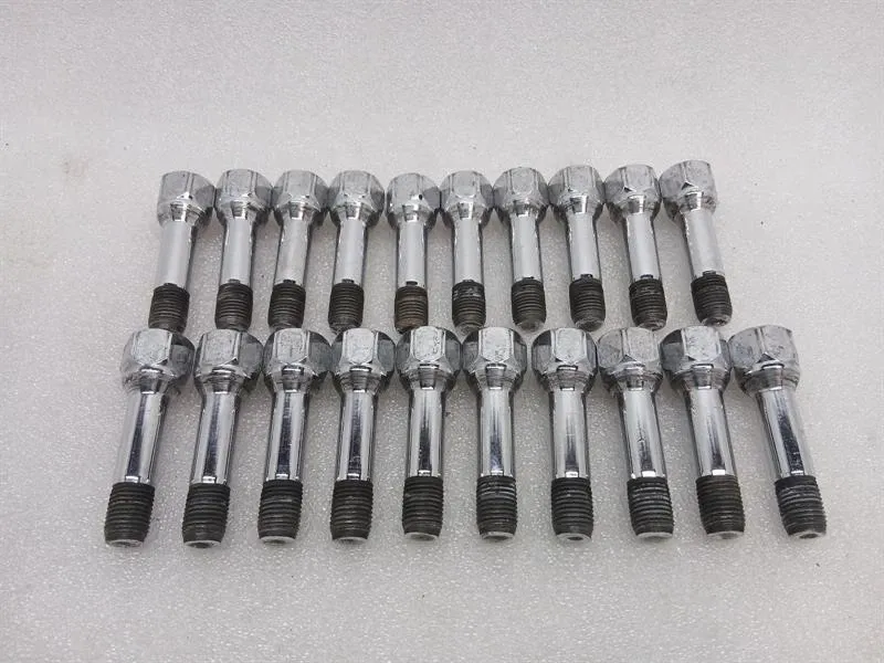 Kit de goujons de roue Ferrari F12 Berlinetta F152 70006039, jeu de goujons de roue 247702