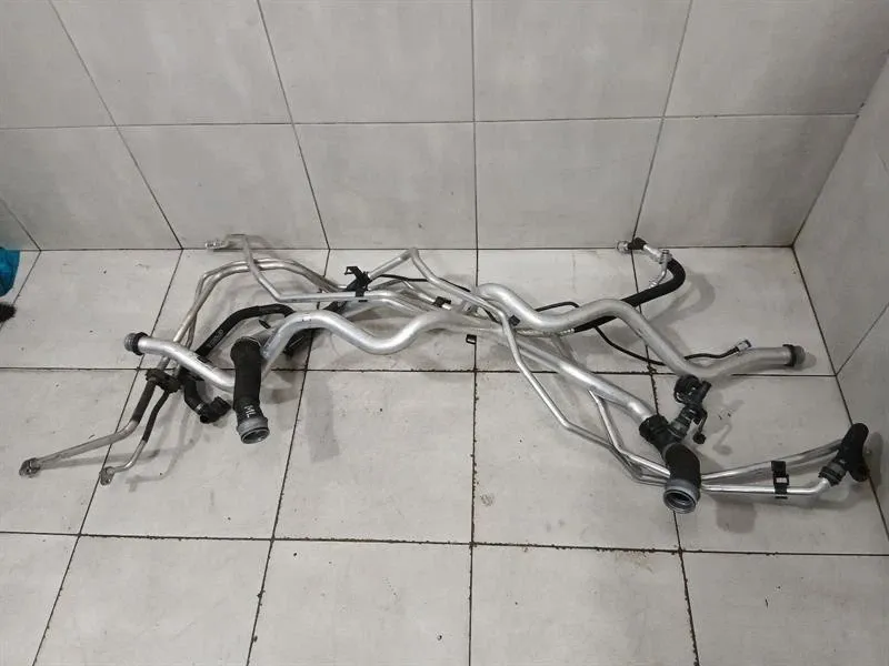Porsche 911 992 3.0 GTS Engine Bay Pipe Set 992816524E Hose Kit