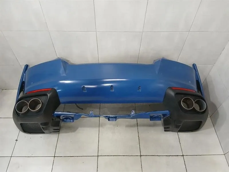 Ferrari 812 F152M rear bumper 985901161 GTS rear bumper titanium exhaust Brand/Model: FERRARI 812
Year: 2020
Engine: 649...