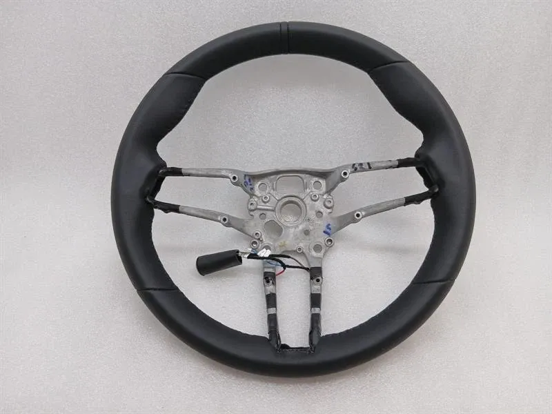 Porsche 911 (992) Porsche 911 992 Steering Wheel 992419091BR 36CM 14 inch Sport Heated Steering Wheel Body type: Coupe
Fuel: Petrol