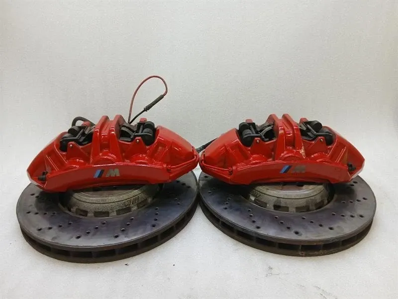 BMW 4 (G22 / G23 / G26)  BMW 4 M4 G82 G22 brake caliper 9501997 front set brake caliper front set Body type: Coupe
Fuel: Petrol