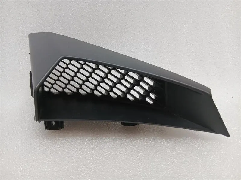 Lamborghini Huracan LP640 EVO Right Fender Grill 4T8853268 Right Grille Brand/Model: LAMBORGHINI HURACAN
Year: 2020
Eng...