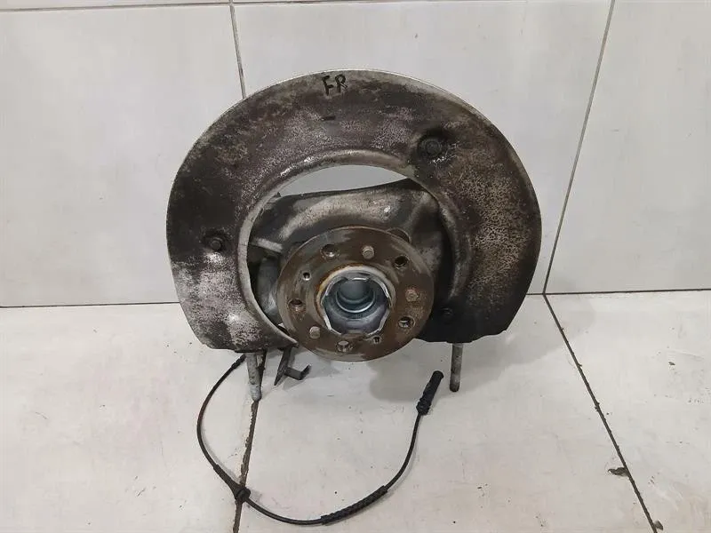 BMW 4 (G22 / G23 / G26)  BMW 4 M4 G82 G80 Right Front Hub 8095650 Wheel Bearing Housing Front Right X-Drive Body type: Coupe
Fuel: Petrol