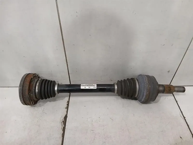 Porsche 911 (991) Porsche 911 991 drive shaft rear right 99133202489 rear right drive shaft Body type: Coupe
Fuel: Petrol