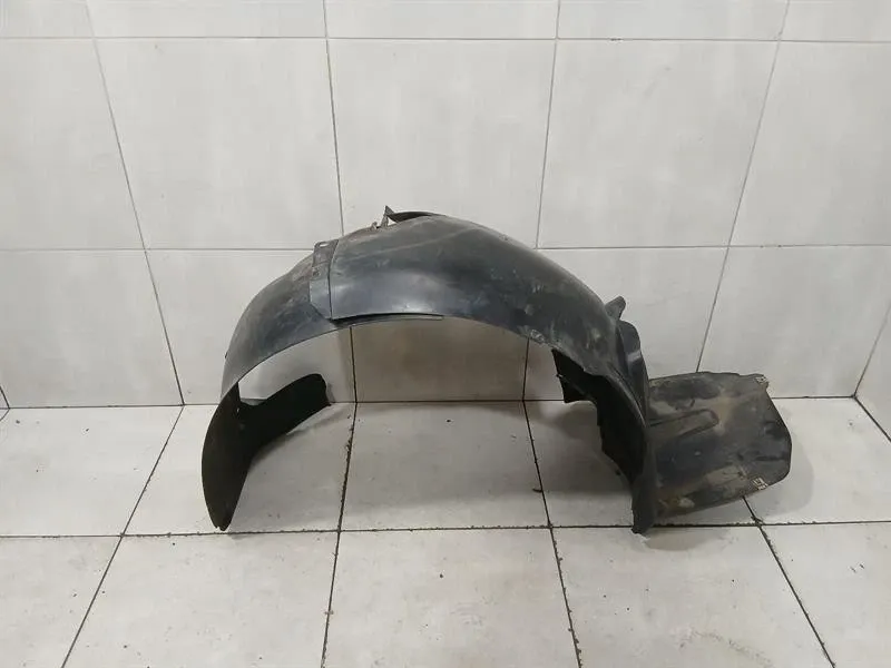 Porsche 911 (991) Porsche 911 991 FRH wheel arch liner 99150470203 wheel arch cover front right Body type: Coupe
Fuel: Petrol