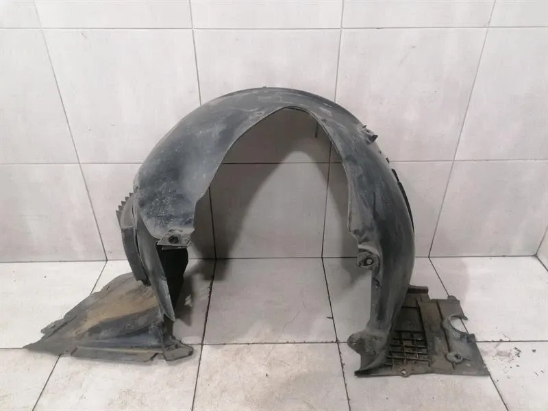 Porsche Panamera Porsche Panamera 970 Wheel Arch Liner 97050412418 FR Wheel Arch Cover Faulty Body type: Hatchback
Fuel: Petrol