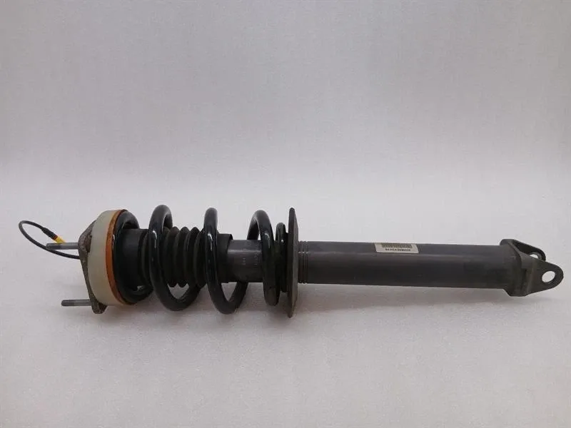 Porsche 911 (991) Porsche 911 991 shock absorber rear 99133305319 shock absorber rear MK2 PASM Body type: Coupe
Fuel: Petrol