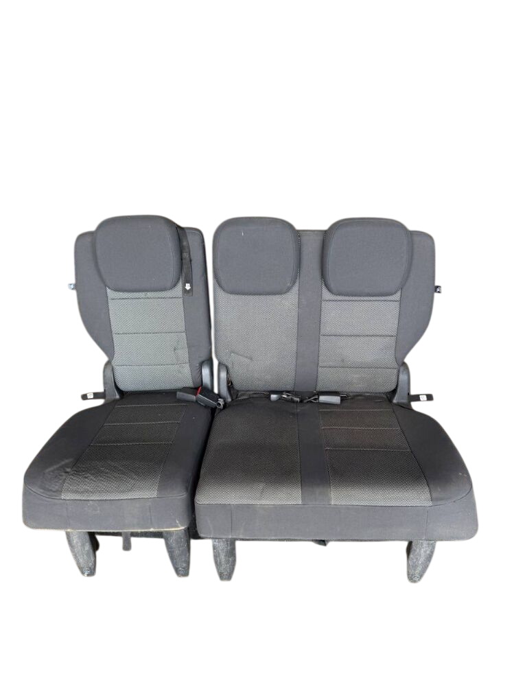 Chrysler Grand Voyager / Town & Country Заднее сиденье Rear Seat CHRYSLER VOYAGER V (RT) (2007-2016)

...
