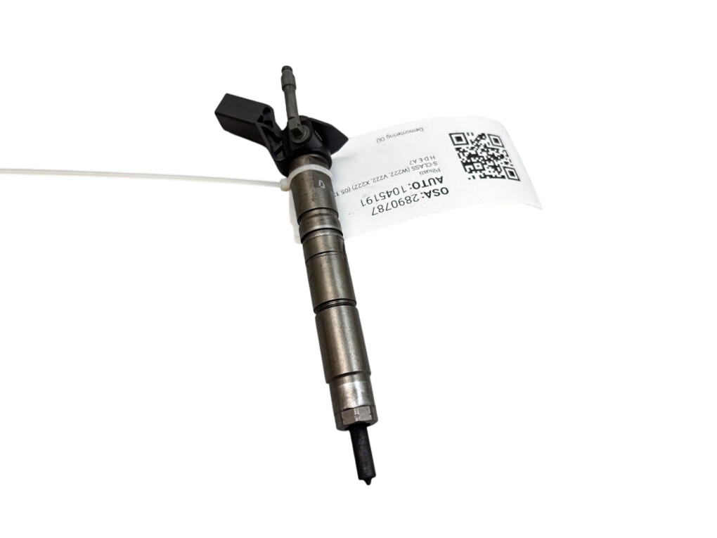 Mercedes-Benz A (W176) Fuel Injector 0445117035 0445117034 0986435428 Fuel Injector ...