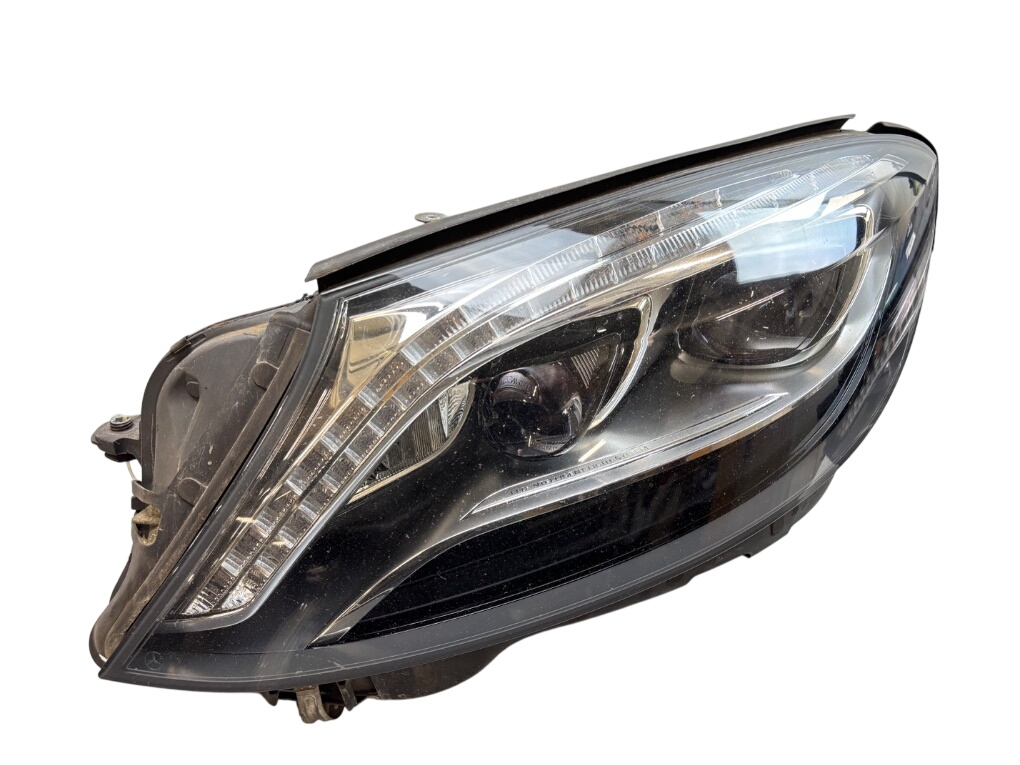 Mercedes-Benz A (W176) передняя фара (левая) 130702402600 Headlight left MERCEDES-BENZ S-CLA...