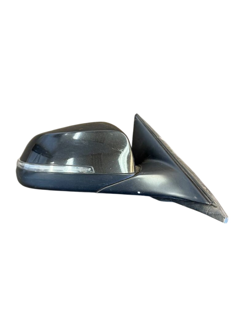 BMW 7 (F01 / F02 / F03 / F04) зеркало (правое) 51167308422 51167186588 Mirror right BMW 7 (F01...