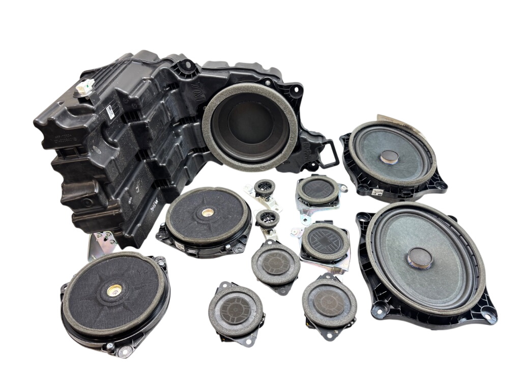 Lexus RX Set of loudspeakers 861500W370 Set of loudspeakers LEXUS RX IV (AL2...