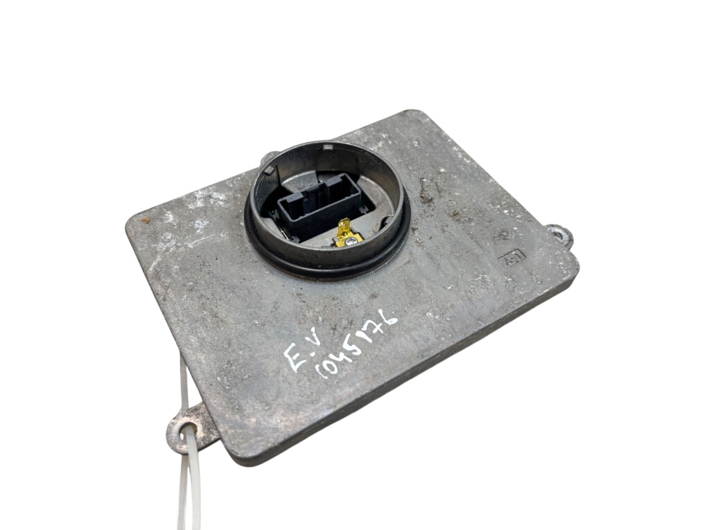 Lexus RX Xenon control unit left 8110848C90 Xenon control unit left LEXUS RX IV ...