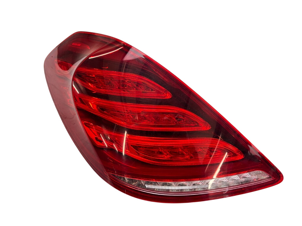 Mercedes-Benz A (W176) задняя фара (левая) A2229065401 Tail light left MERCEDES-BENZ S-CLA...