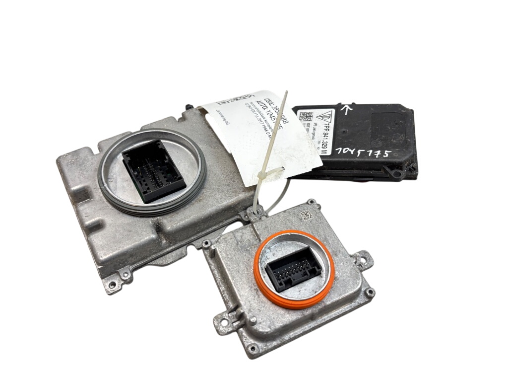 Audi Q3 (8U) Xenon headlight control unit set 8U0998572A 7PP941329M 4G0907397Q Xenon headligh...