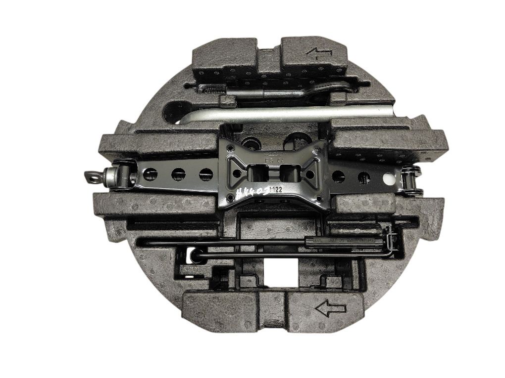 4D0012219A 6V0805615 658011031 Jack SKODA KAMIQ (NW4) (2019-)
