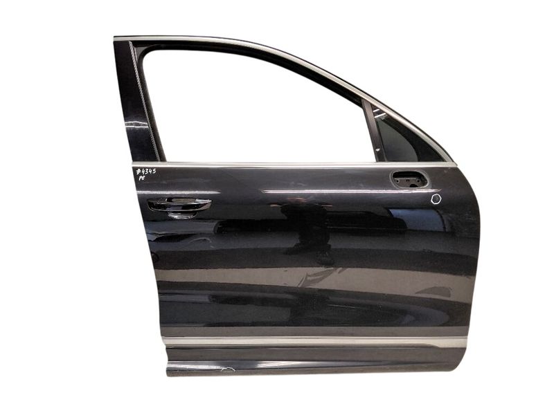 7P0831056 7P0831312A Door Front Right VW TOUAREG II (7P) (2010-2018)
