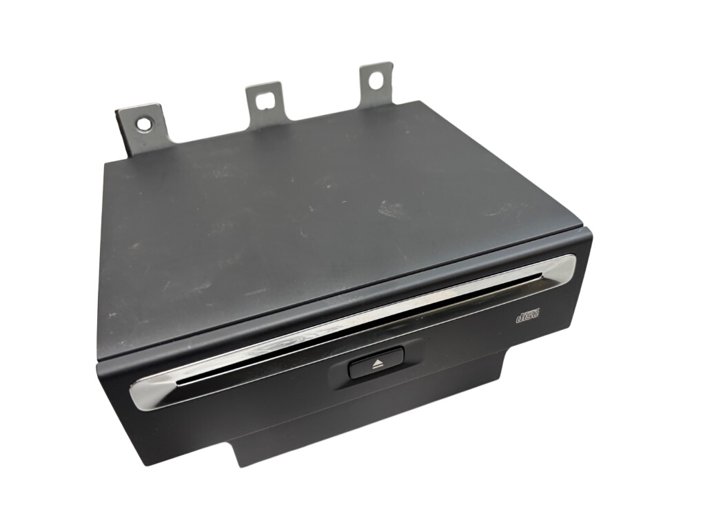 Volvo S90 Cd changer 31374694 CD  Changer VOLVO S90 / V90 (2016-)

P...