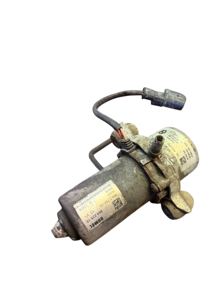 BMW 3 (F30 / F31) Vacuum Pump, engine 34336851289 6851289 484375115 Vacuum Pump, engi...