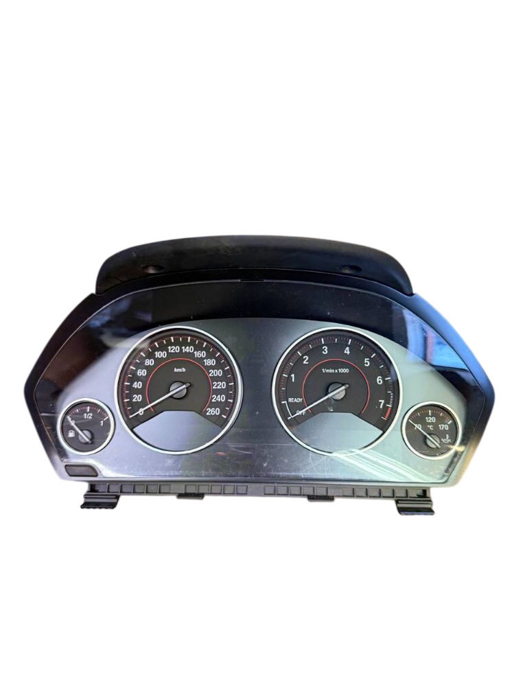 BMW 3 (F30 / F31) instrument cluster 9232895 62105A03A30 Instrument Cluster BMW 3 (F...