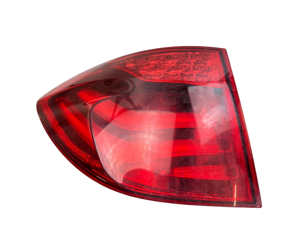 BMW 5 (F10 / F11) takavalo (vasen) 63217306165 Tail light left BMW 5 GRAN TURISMO ...